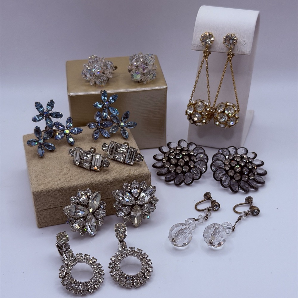7 Sets Vintage Clip On Earrings Silver Rhinestones Chunky Dangled Regency Weiss